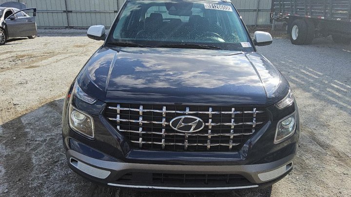 Hyundai Venue SEL 2021