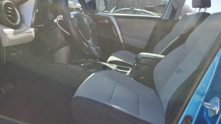 Toyota RAV4 XLE 2016