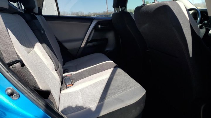 Toyota RAV4 XLE 2016
