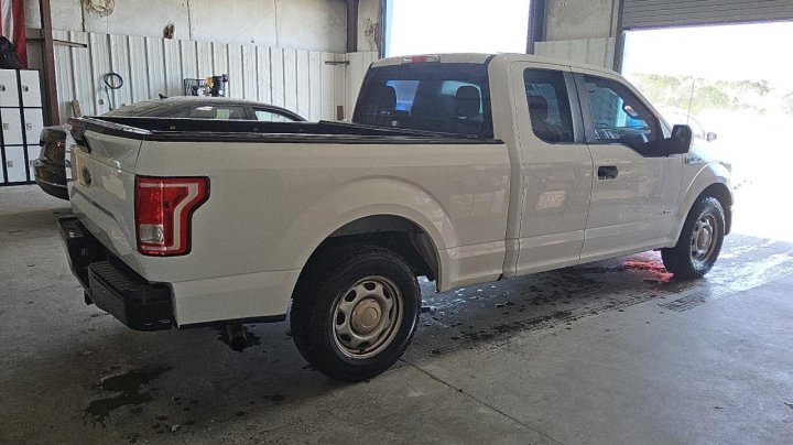 Ford F-150 SUPER CAB 2016