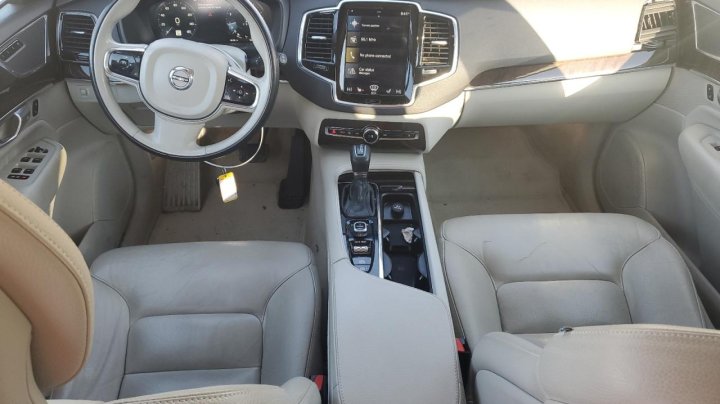Volvo XC90 T6 2016