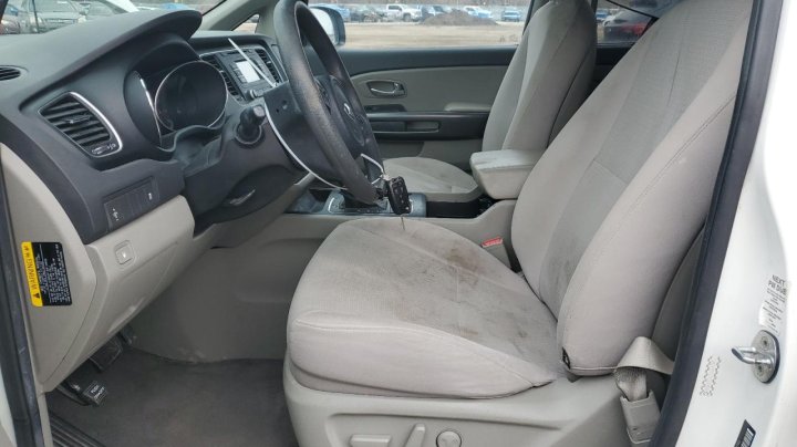 KIA Sedona LX 2016