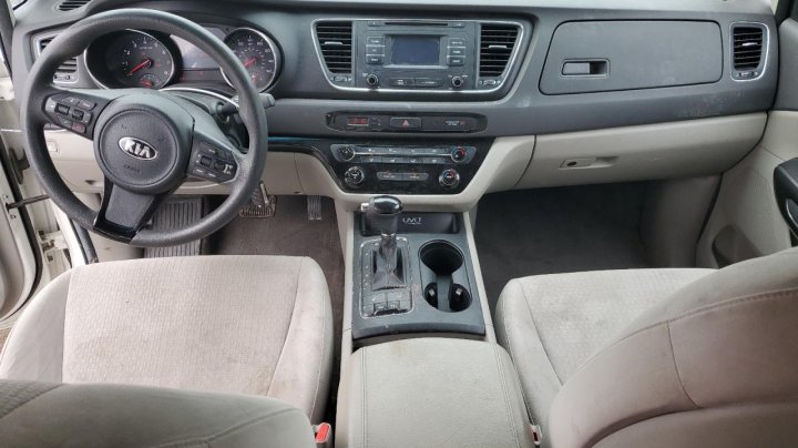 KIA Sedona LX 2016