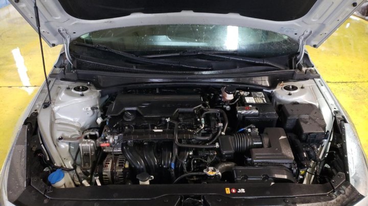 Hyundai Elantra SE 2021