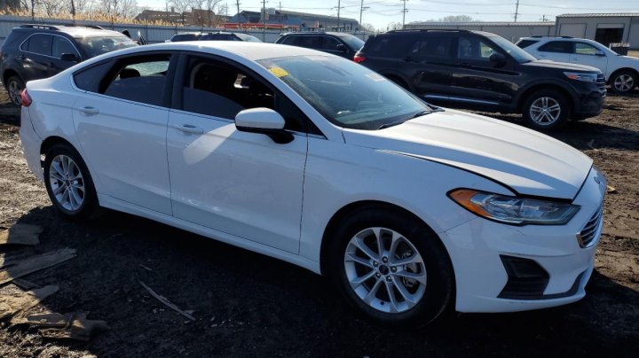 Ford FUSION SE 2019