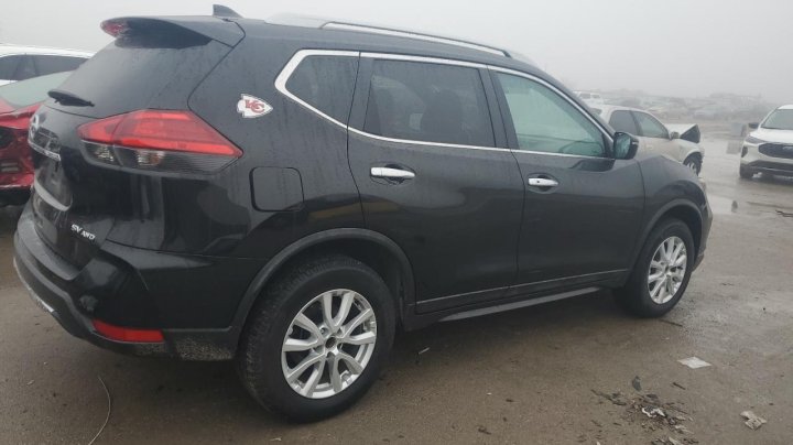 Nissan ROGUE SV 2017