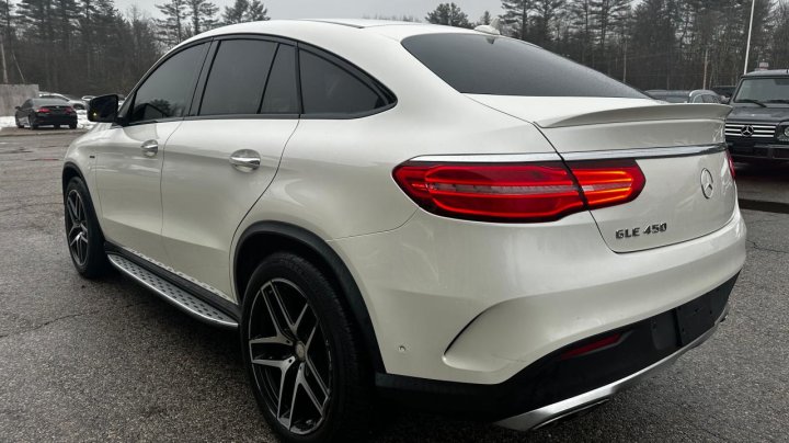 Mercedes-Benz GLE-Class 450 4MATIC 2016