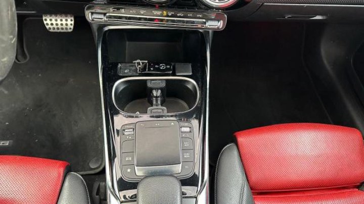 Mercedes-Benz A 35 AMG 2021