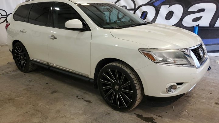 Nissan Pathfinder S 2016