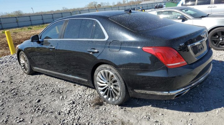 Genesis G90 ULTIMATE 2017