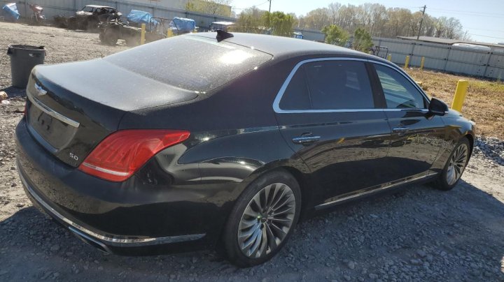 Genesis G90 ULTIMATE 2017