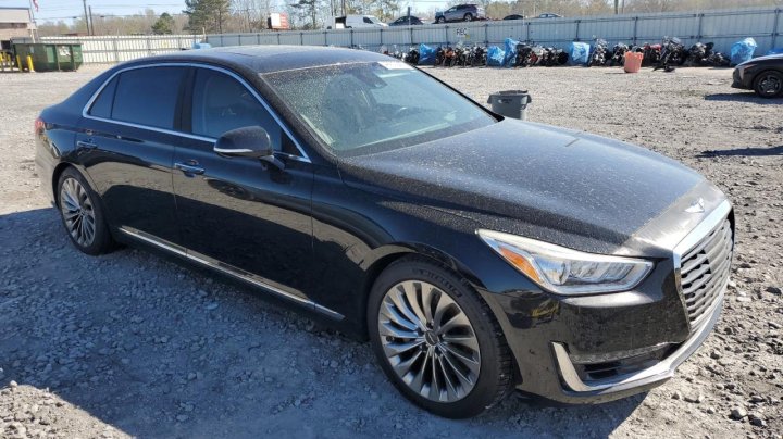 Genesis G90 ULTIMATE 2017