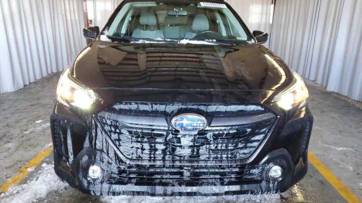 Subaru Outback PREMIUM 2023