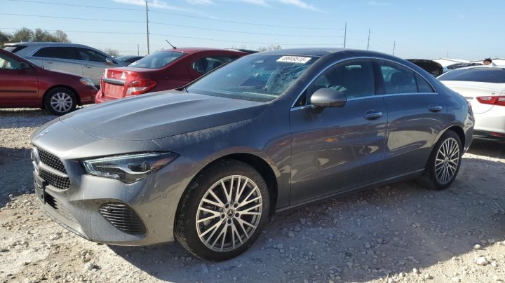 Mercedes-Benz CLA-Class 250 4MATIC 2025