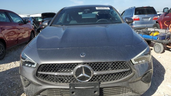 Mercedes-Benz CLA-Class 250 4MATIC 2025