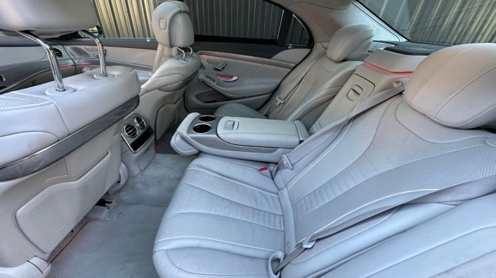 Mercedes-Benz S-Class 550 4MATIC 2017