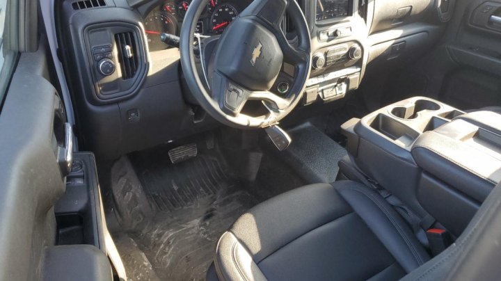 Chevrolet Silverado C1500 2023
