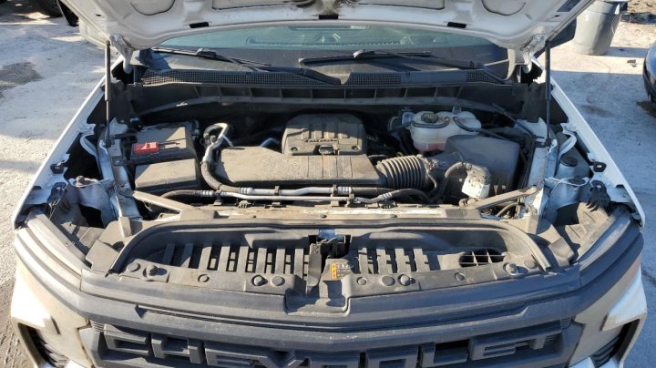 Chevrolet Silverado C1500 2023