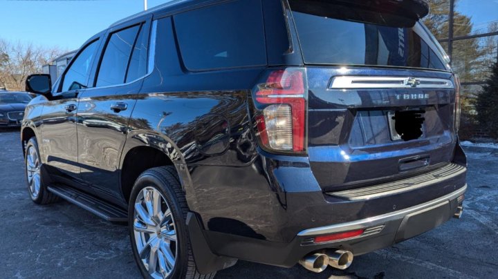 Chevrolet Tahoe K1500 HIGH COUNTRY 2023