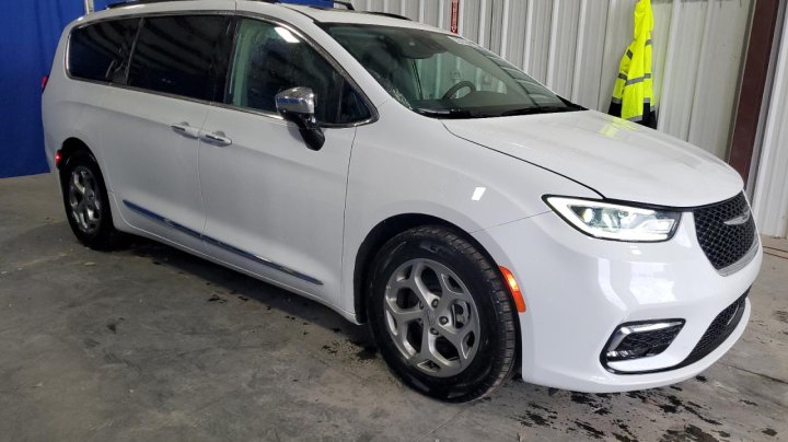 CHRYSLER Pacifica LIMITED 2023