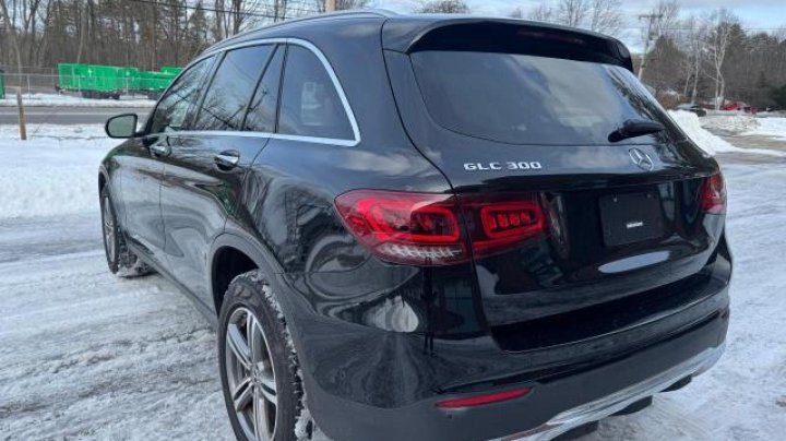Mercedes-Benz GLC-Class 300 4MATIC 2022