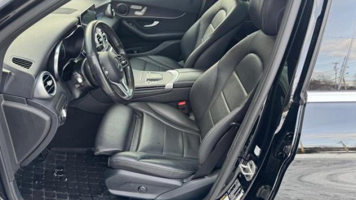 Mercedes-Benz GLC-Class 300 4MATIC 2022