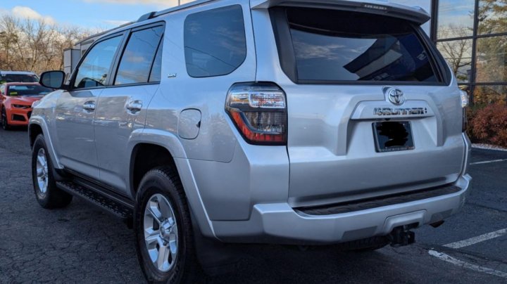 Toyota 4runner SR5/SR5 PREMIUM 2021