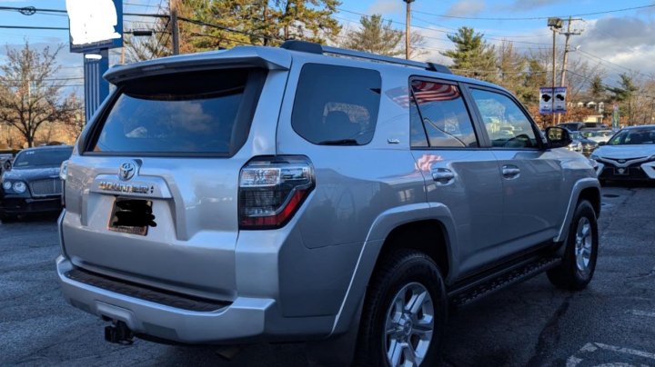 Toyota 4runner SR5/SR5 PREMIUM 2021