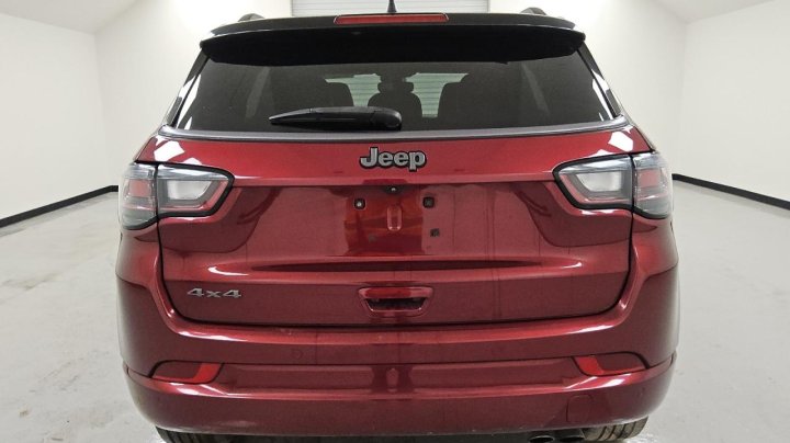 JEEP COMPASS LIMITED 2022
