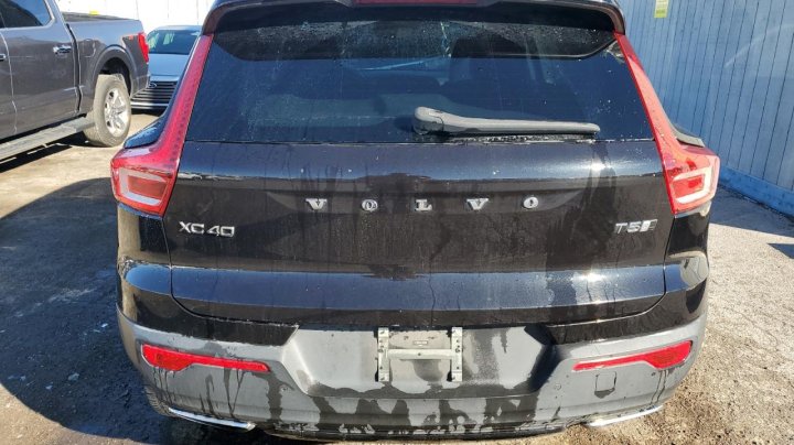 Volvo XC40 T5 R-DESIGN 2020