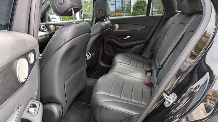 Mercedes-Benz GLC-Class 300 4MATIC 2021