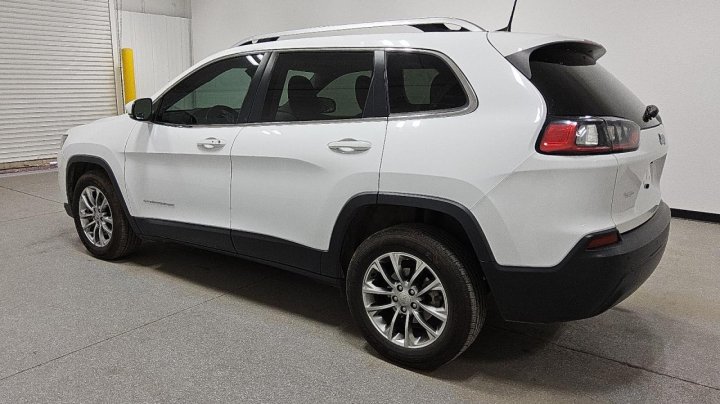 JEEP Cherokee LATITUDE PLUS 2020