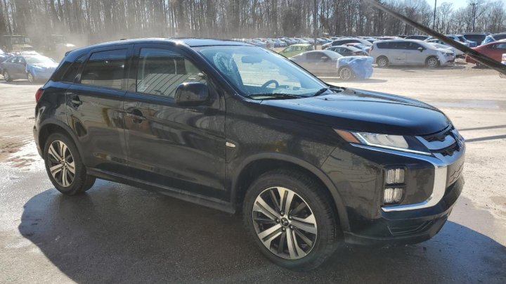 Mitsubishi Outlander ES 2020