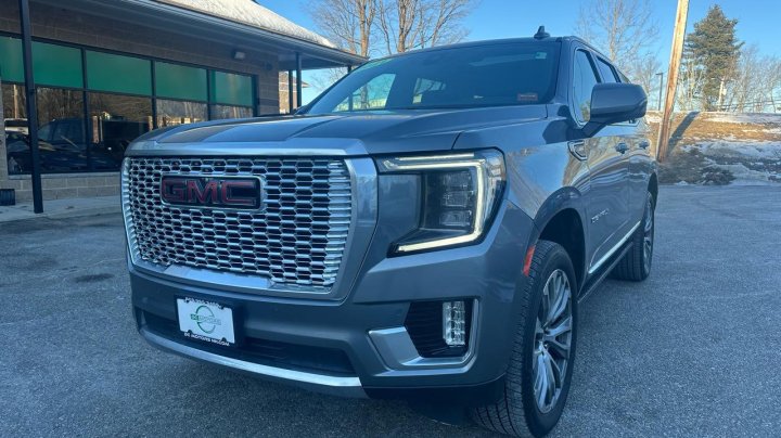 GMC YUKON DENALI 2021