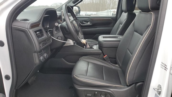 Chevrolet Suburban K1500 PREMIER 2023