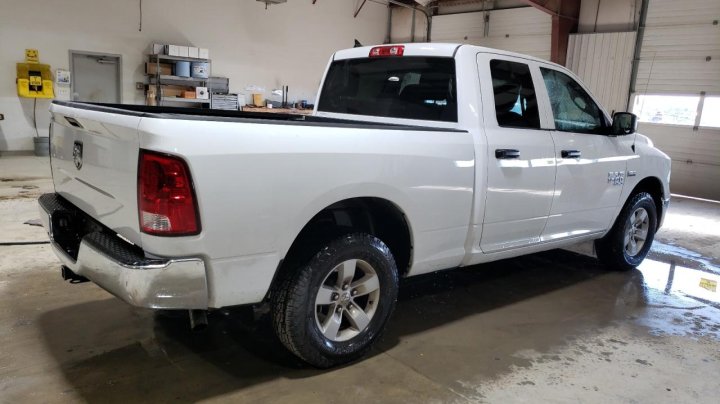 RAM 1500 CLASSIC TRADESMAN 2023