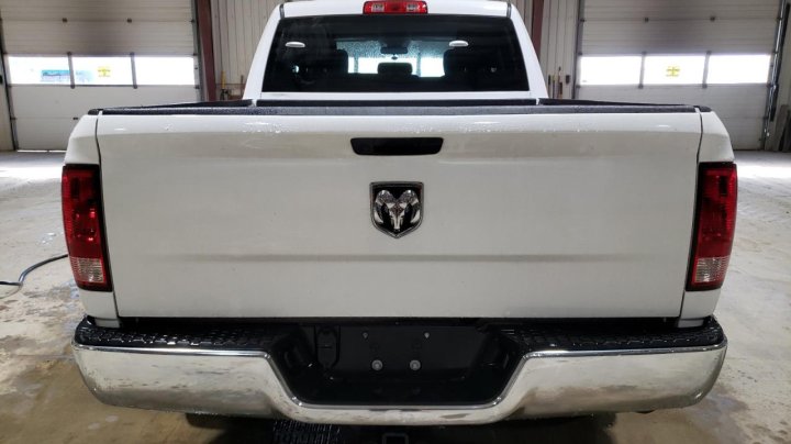 RAM 1500 CLASSIC TRADESMAN 2023
