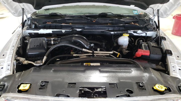 RAM 1500 CLASSIC TRADESMAN 2023