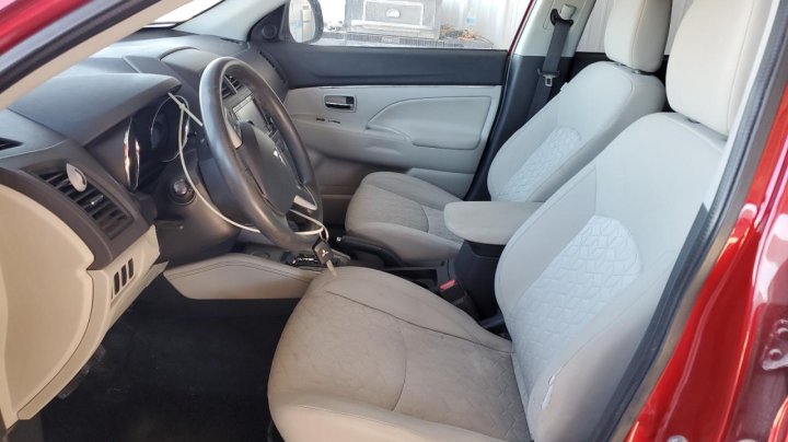Mitsubishi Outlander ES 2020