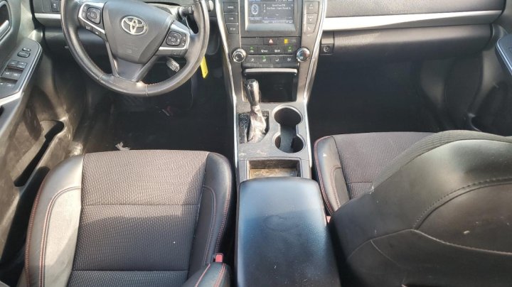 Toyota Camry LE 2017