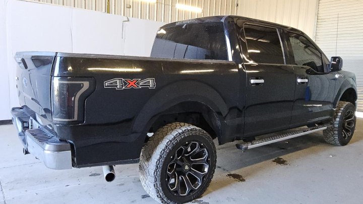 Ford F150 SUPERCREW 2016