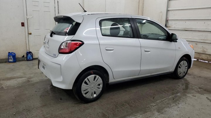 Mitsubishi Mirage ES 2024
