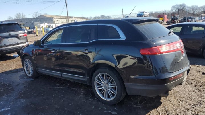 Lincoln MKT  2018