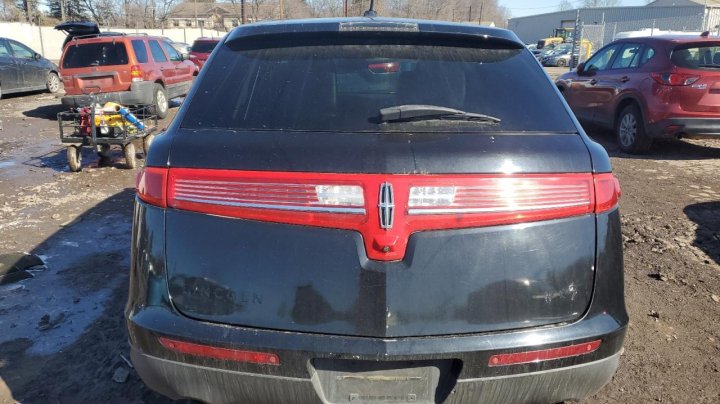 Lincoln MKT  2018