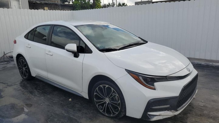 Toyota Corolla SE 2022