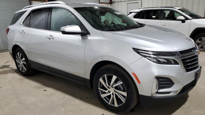 Chevrolet Equinox PREMIER 2022