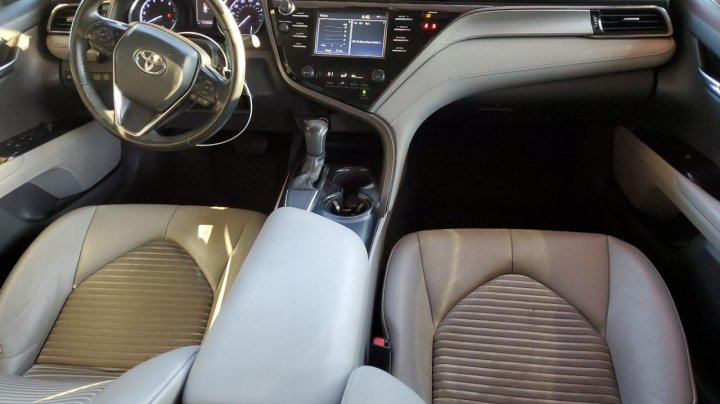 Toyota Camry L 2019