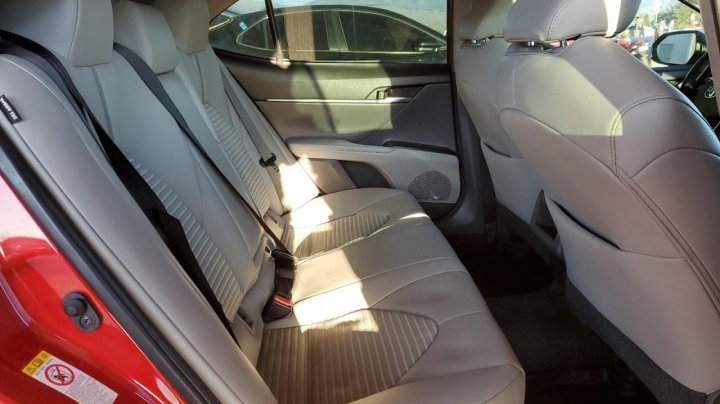 Toyota Camry L 2019