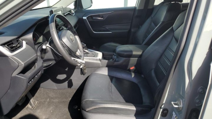 Toyota RAV4 XLE PREMIUM 2019