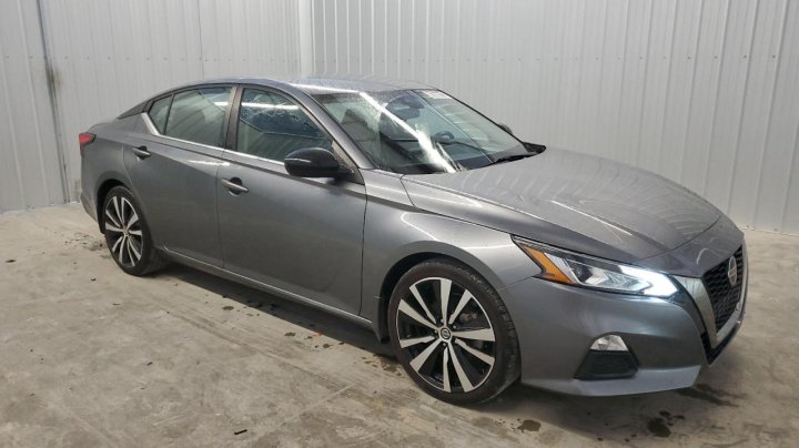Nissan Altima SR 2020